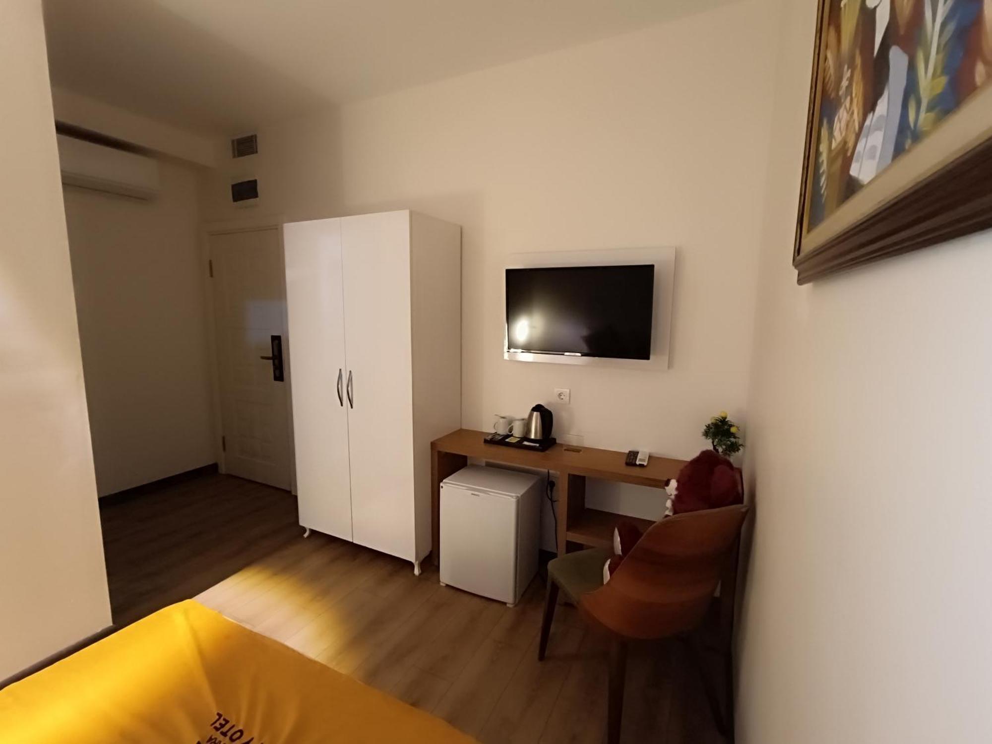 Comfy Otel Antalya Lara Εξωτερικό φωτογραφία